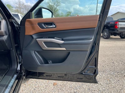 2023 Nissan Pathfinder Platinum