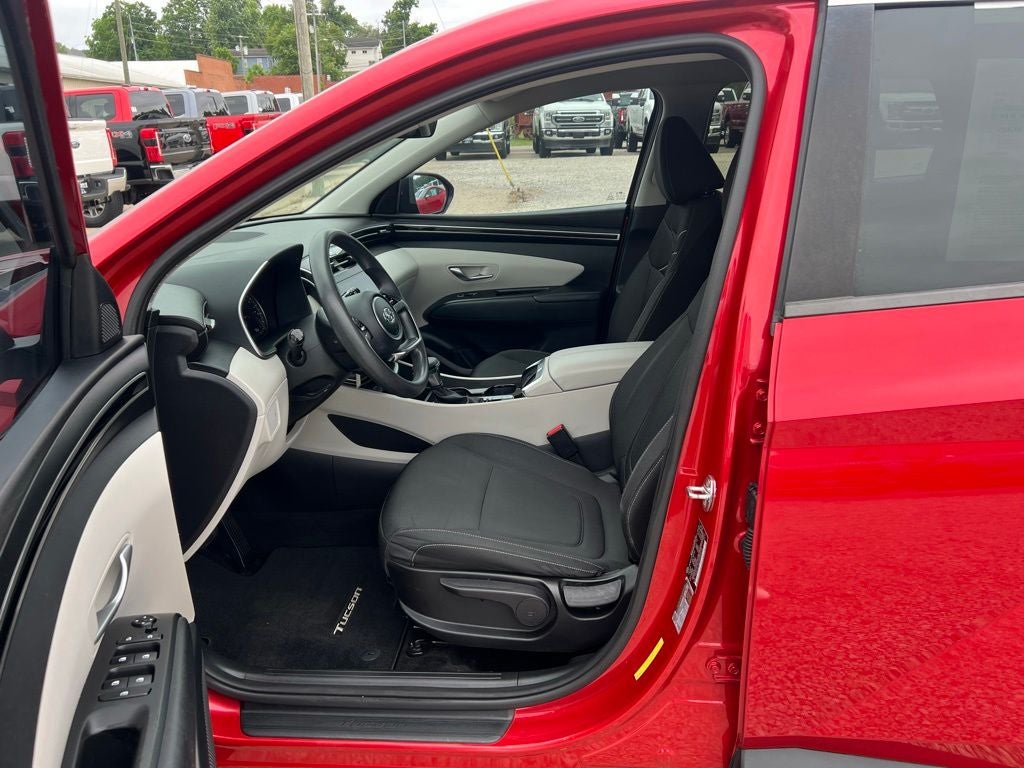 2022 Hyundai Tucson SE