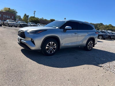 2021 Toyota Highlander Hybrid XLE