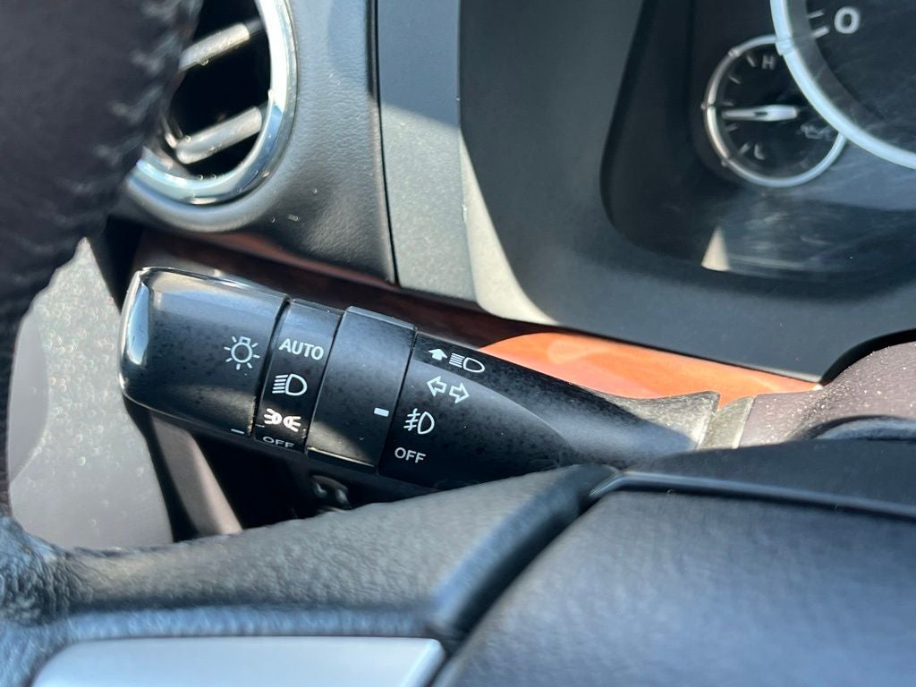 2015 Toyota Tundra Limited CrewMax