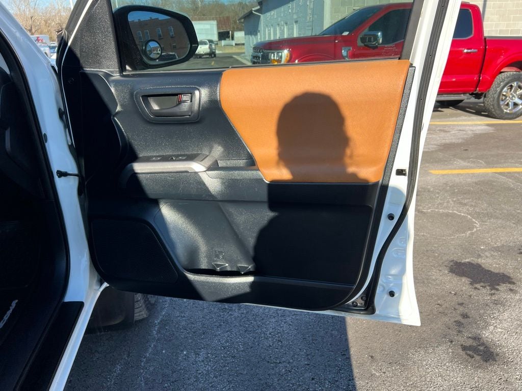 2016 Toyota Tacoma SR5 V6