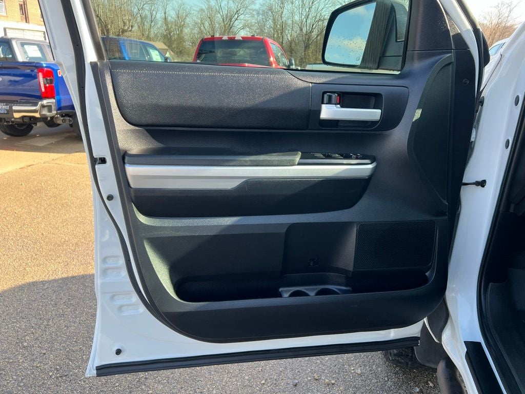 2015 Toyota Tundra SR