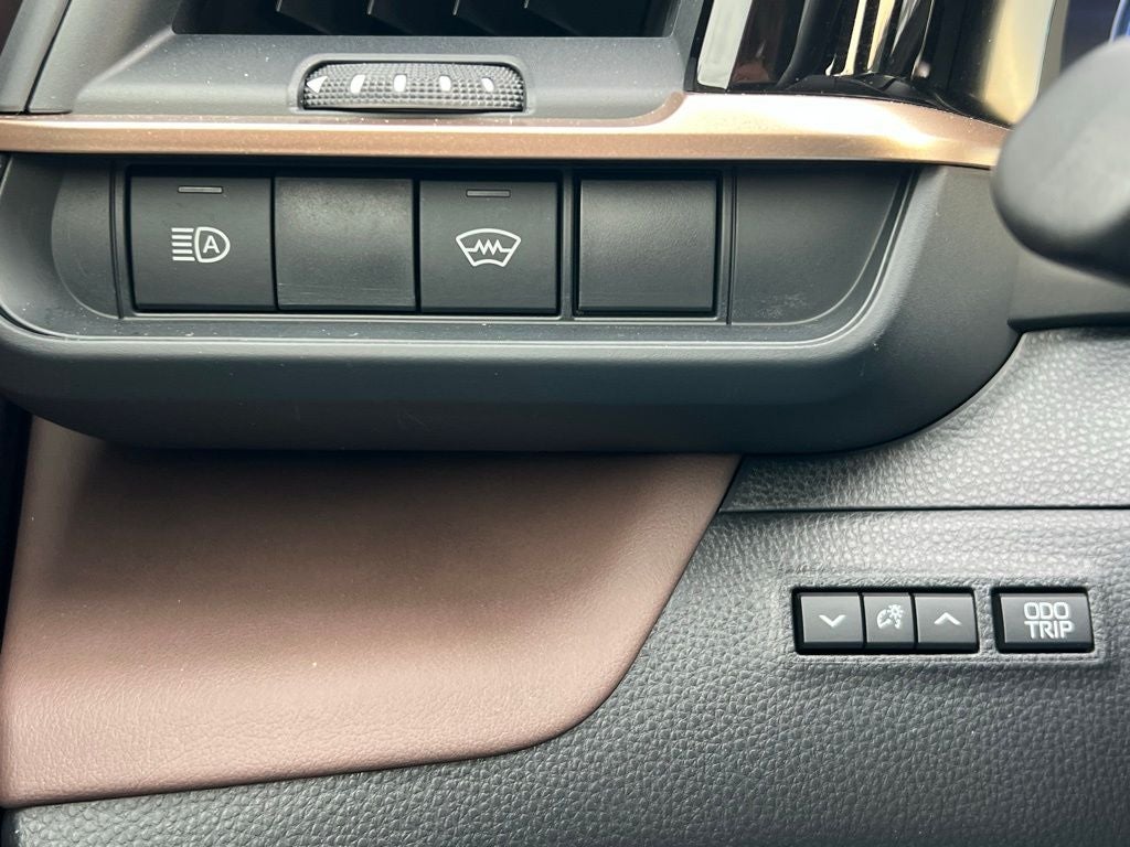 2023 Toyota Crown XLE