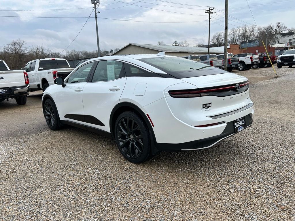 2023 Toyota Crown XLE