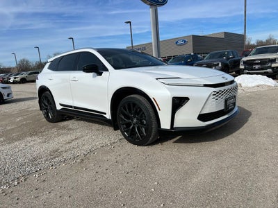 2025 Toyota Crown Signia XLE