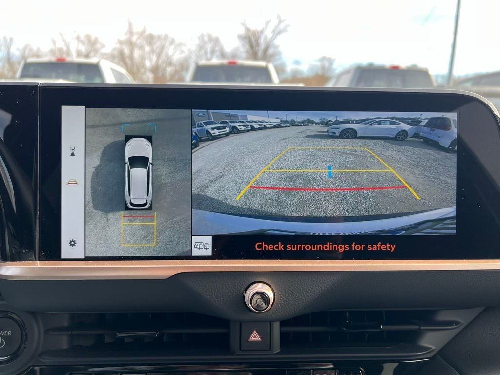 2025 Toyota Crown Signia XLE