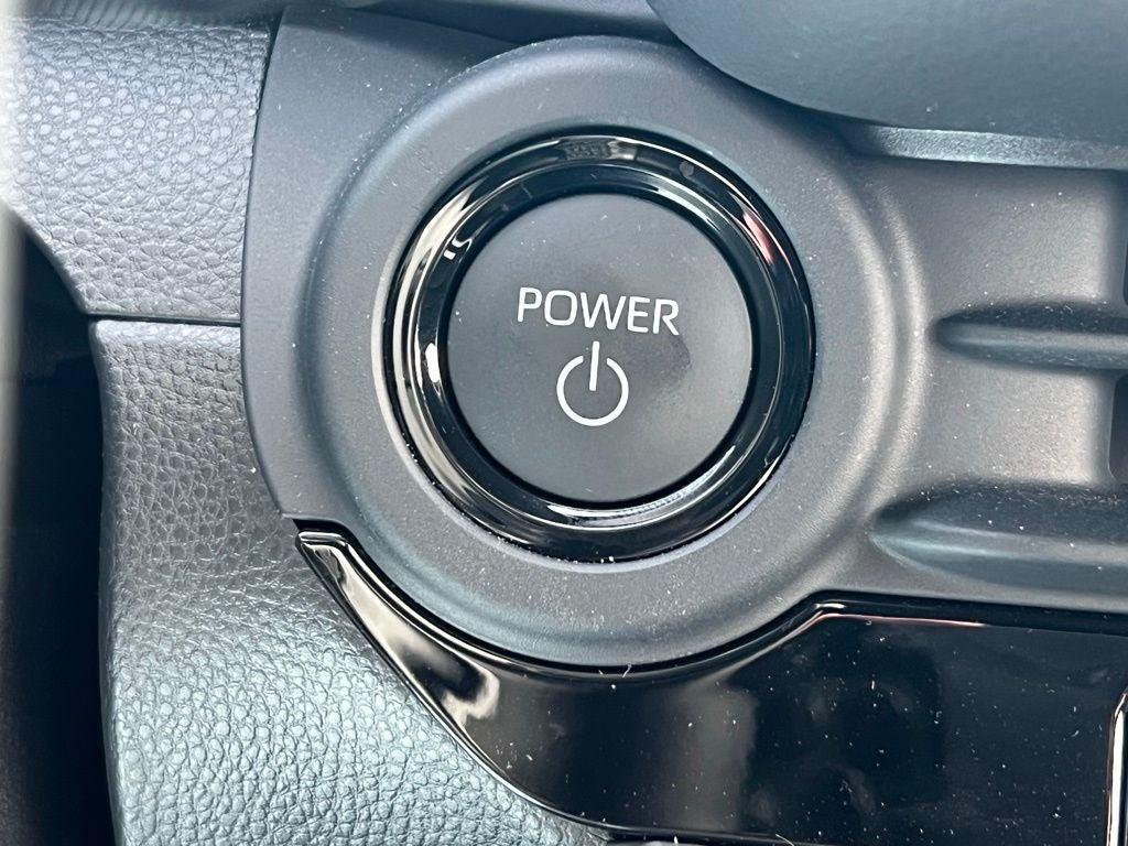 2025 Toyota Crown Signia XLE