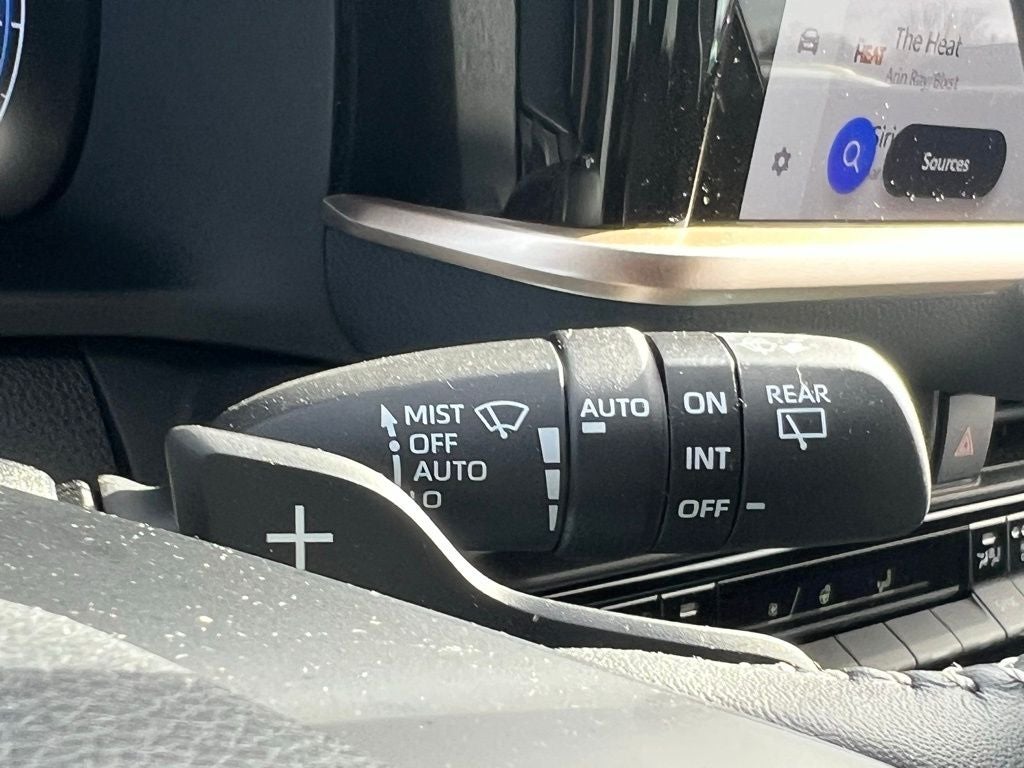 2025 Toyota Crown Signia XLE