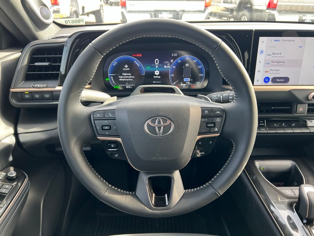 2025 Toyota Crown Signia XLE