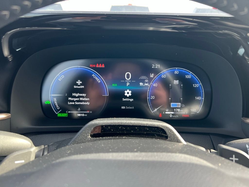 2025 Toyota Crown Signia XLE