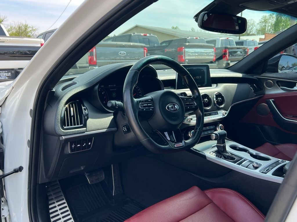 2019 Kia Stinger GT1