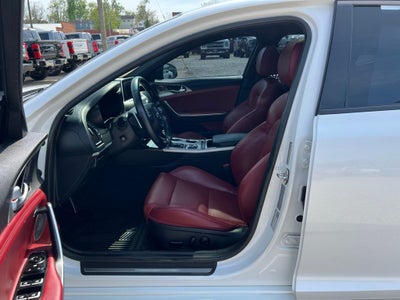 2019 Kia Stinger GT1