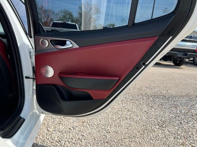 2019 Kia Stinger GT1