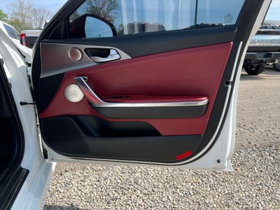 2019 Kia Stinger GT1