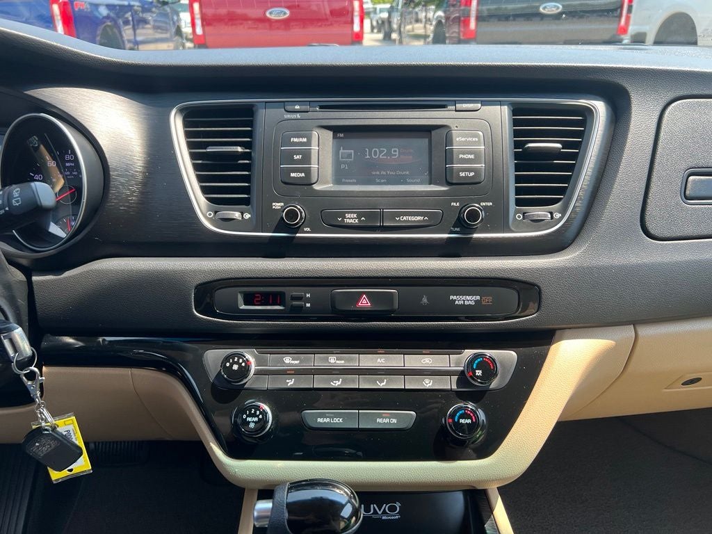 2015 Kia Sedona LX