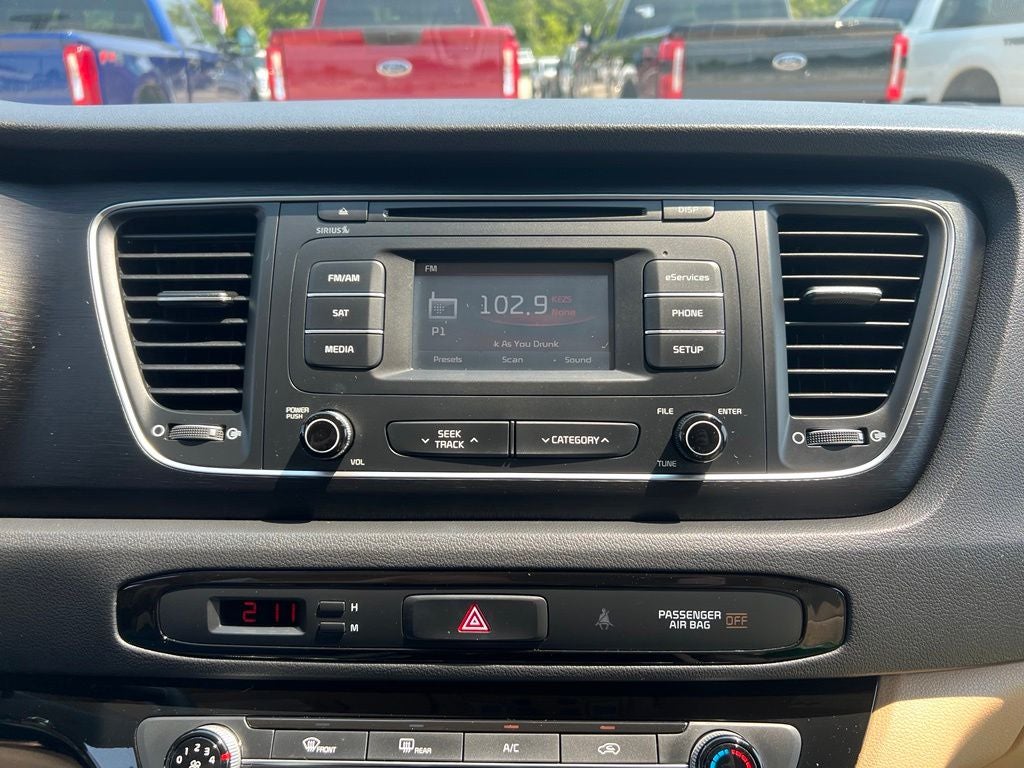 2015 Kia Sedona LX