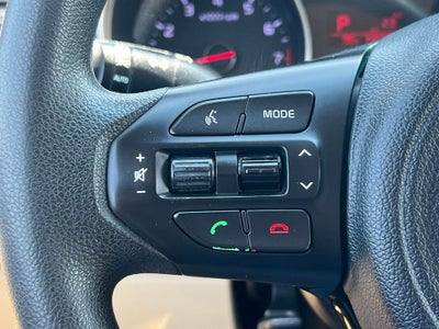 2015 Kia Sedona LX