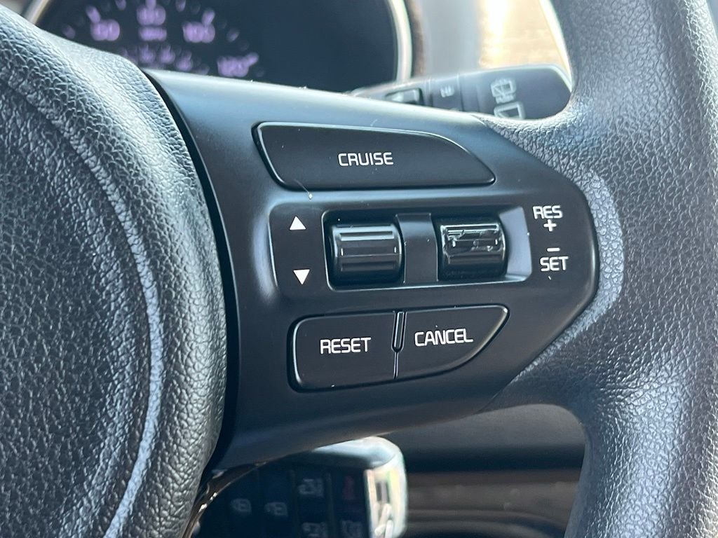 2015 Kia Sedona LX