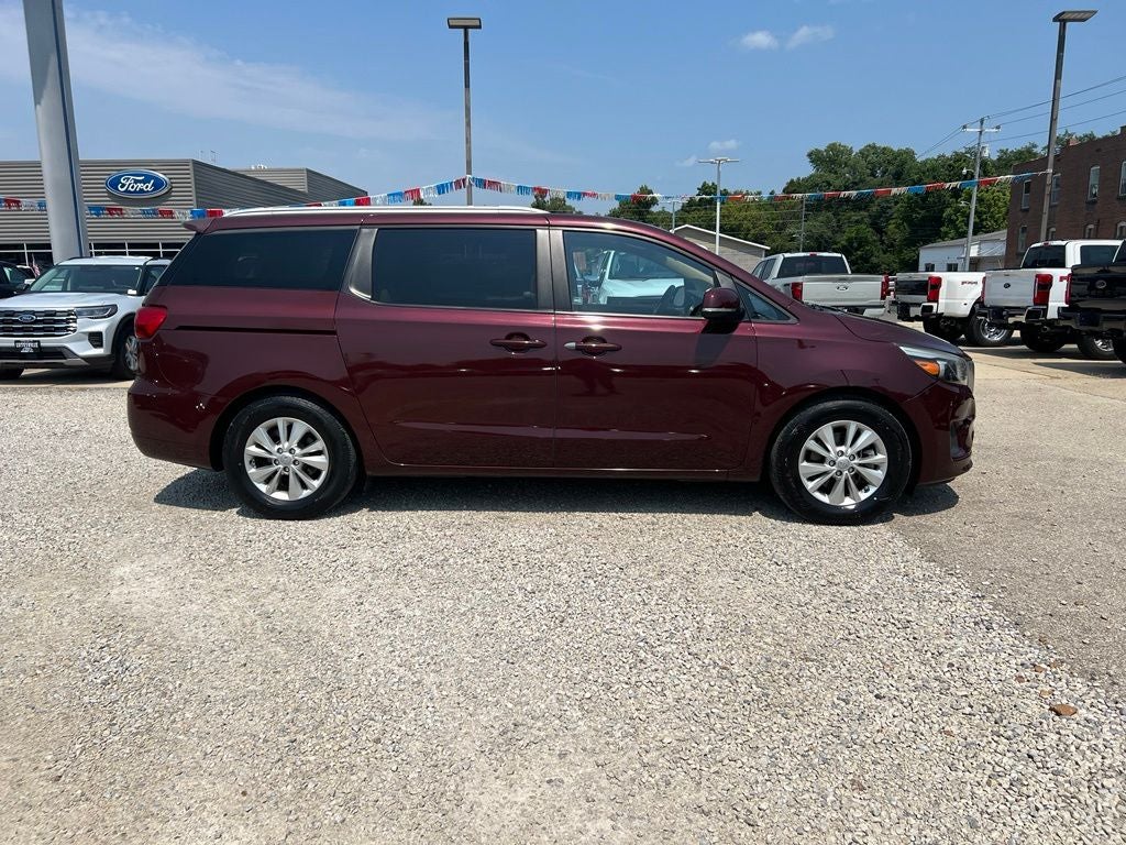 2015 Kia Sedona LX